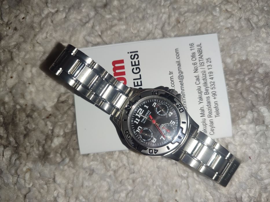 Продам часы, новые