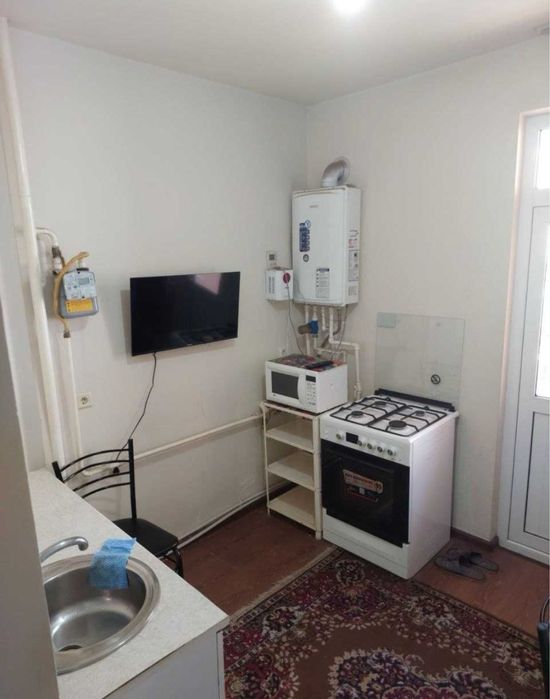 Сергили район Янги Чоштепа метрога якин 1 хонали кв сотилади