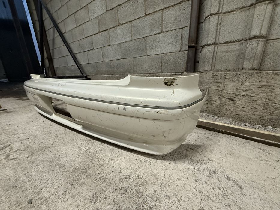 Задний бампер Toyota Mark 2 JZX100