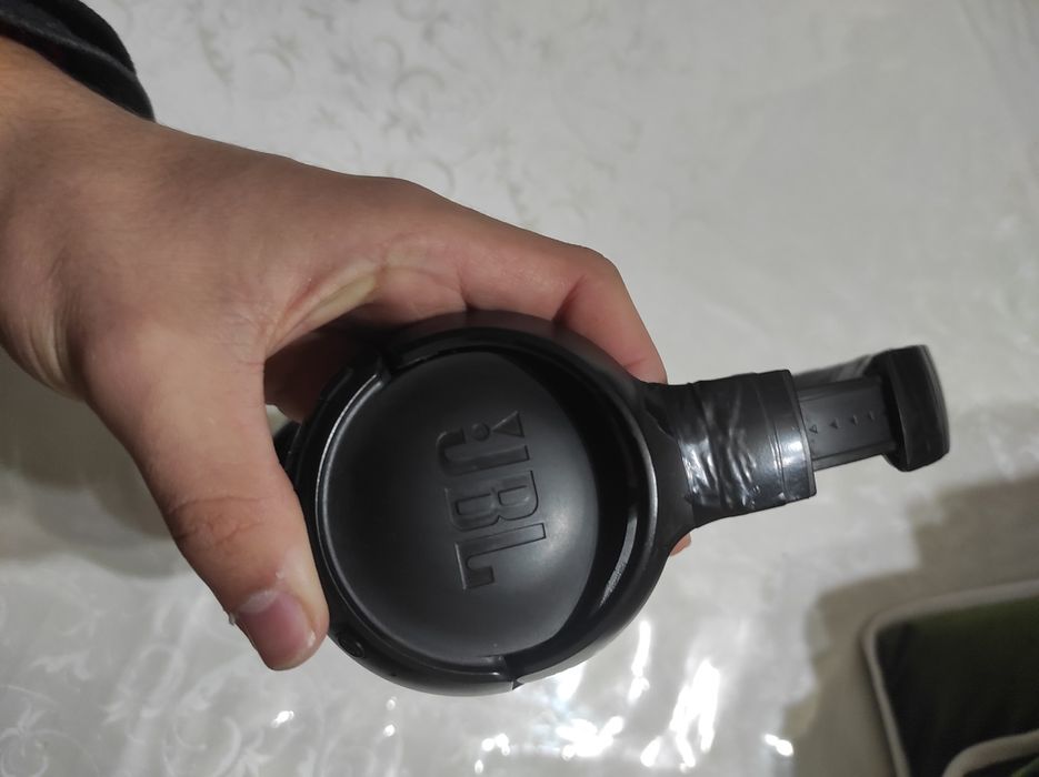 JBL наушниктер орташа состояние