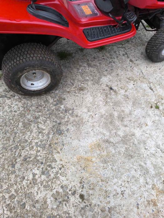 Моторни косачки 2 бр.