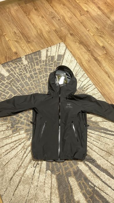Arcteryx  beta lt jacket