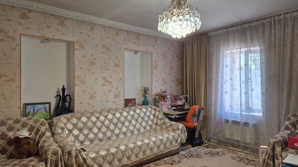 Продам дом 200 кв с участком