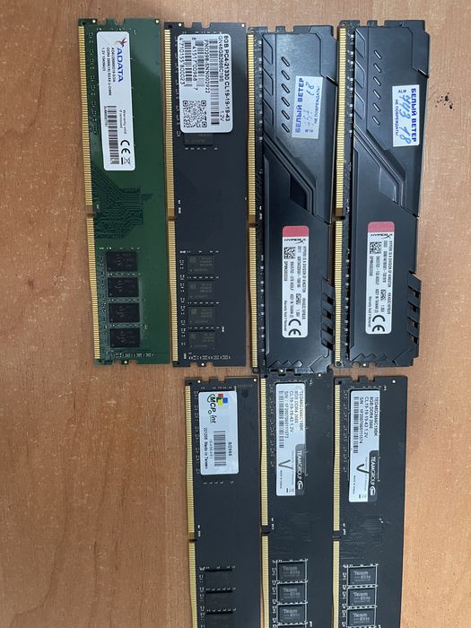 Продам ОЗУ DDR4 - 8Gb