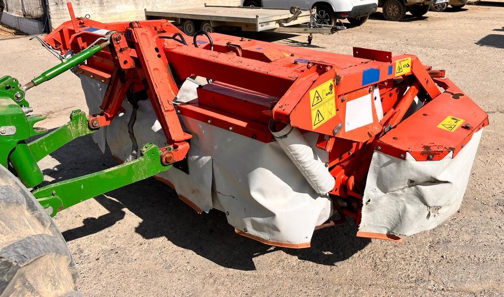 Vand coasa frontala Kuhn 2.7 metri