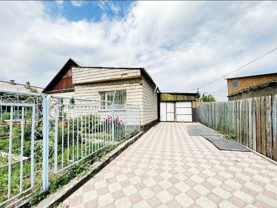 Продам дом  в  районе хлеб завода