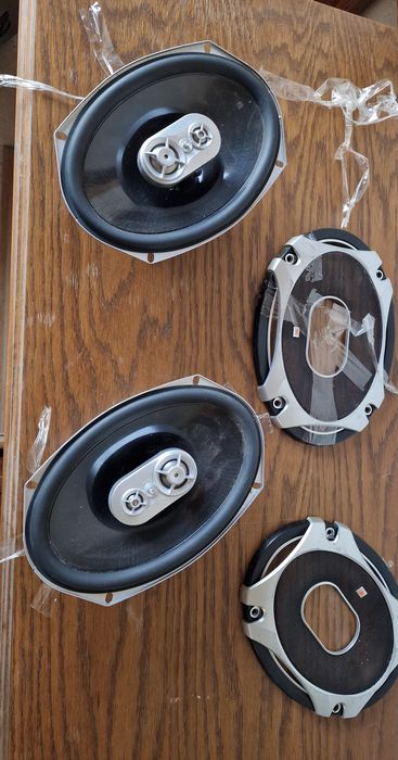 Boxe auto JBL GT 0937