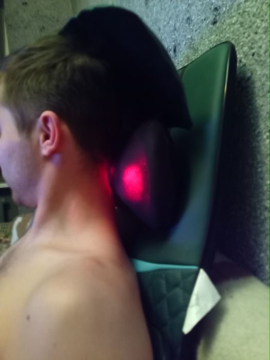 Продам массажное кресло