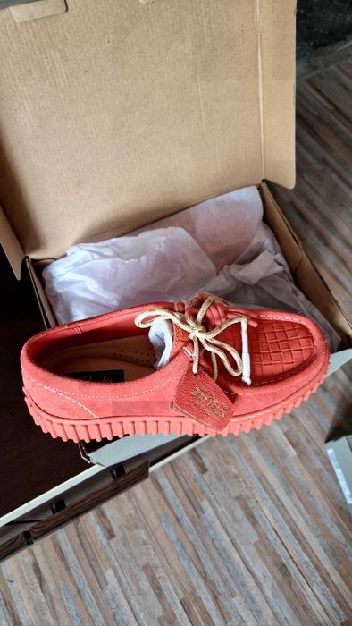 Обувки Signature