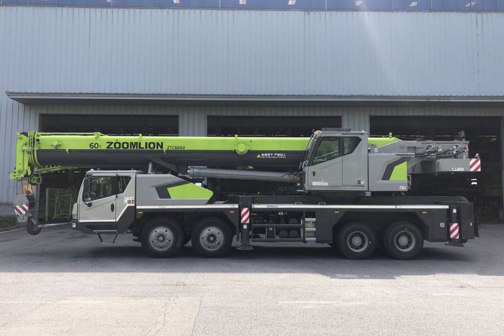 Zoomlion 60 t avtokran