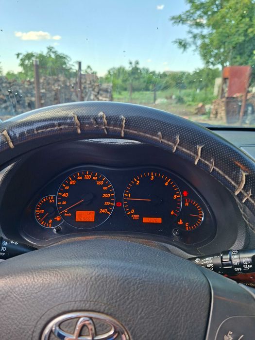 Vând Toyota Avenssis din 2009,motor 2.2 ăn stare perfectă de funcționare preț 1500 euro.