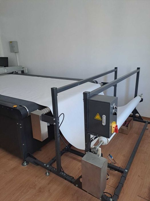 TEXI XYZ 2517 - Cutter intr-un singur strat de material, latime 170 cm