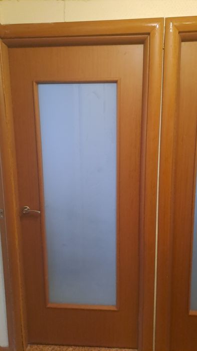 Продам двери б/у