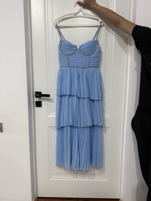 Вечернее платье, идеальное для выпускного