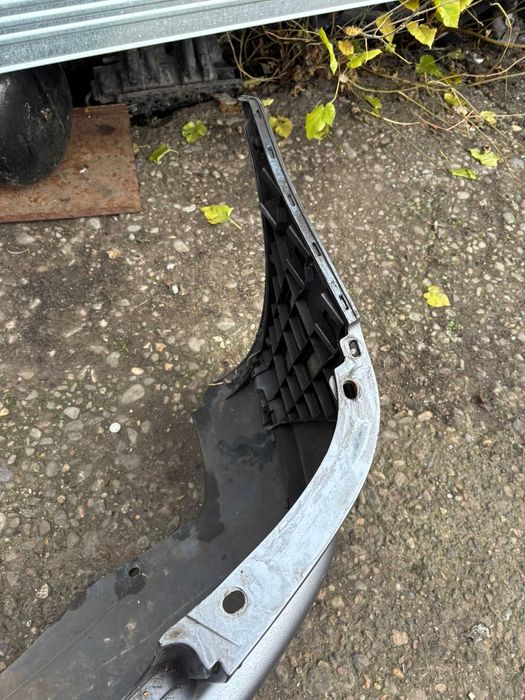 Bara spate Volkswagen Touran an 2009