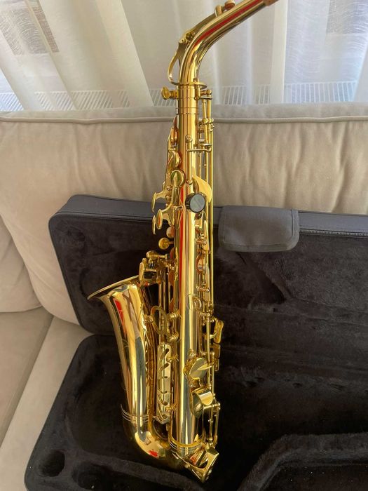 Vand saxofon alto Thomann TAS 150 - folosit cateva luni