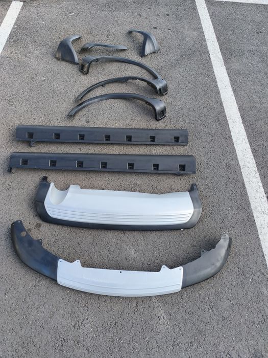 Set ornamente caroserie Suzuki SX4 2008 – 10 piese