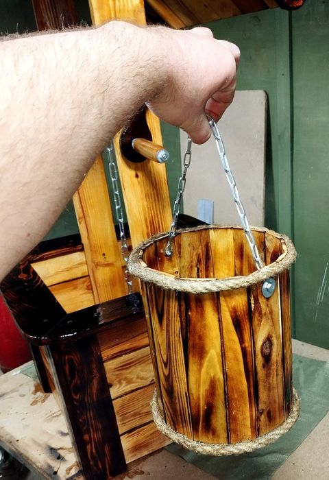 Колодец садовый декор