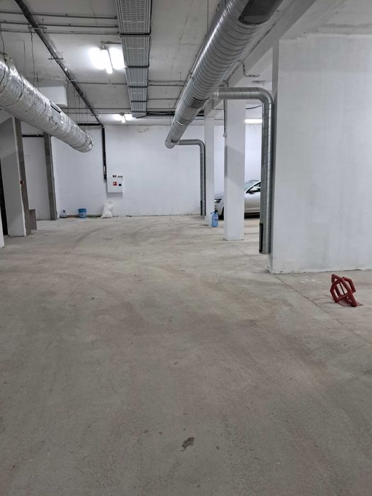 Давам под наем подземно паркомясто