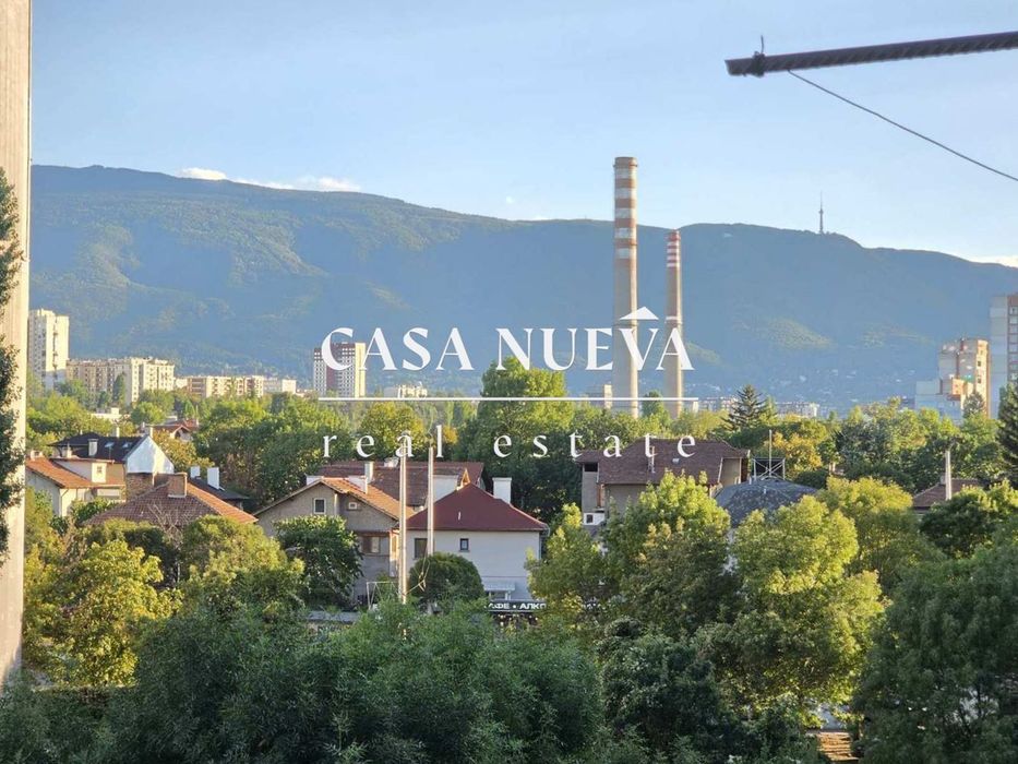Тристаен апартамент в гр. София, кв. Разсадника