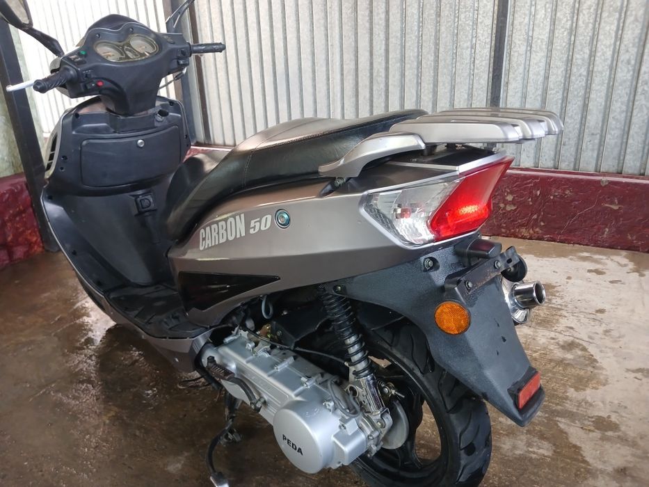 Транспорт скутер мото