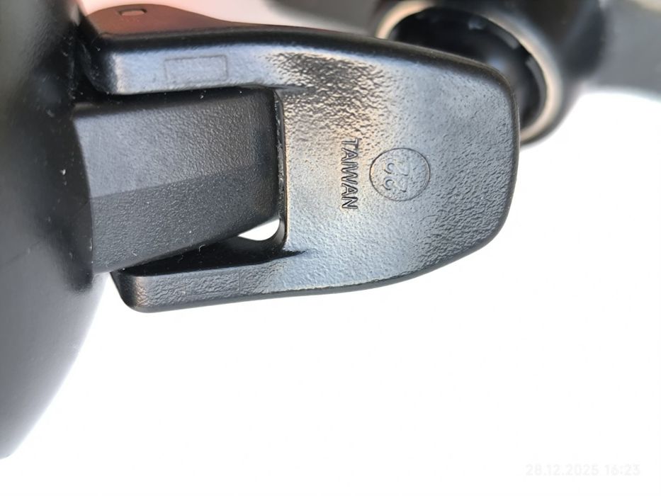 Вакуум стойка за навигация Garmin