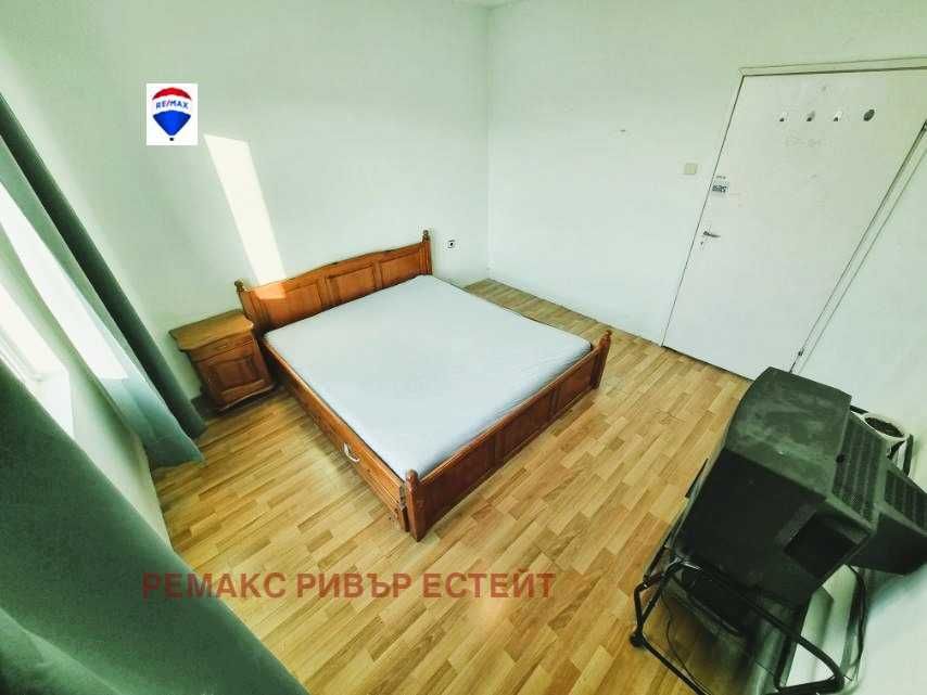 Дава се под наем Двустаен апартамент в Русе, Родина 2 - 64 кв.м за 255 € - Снимка #4