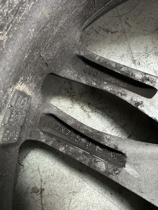 Anvelope + Jante iarna 225 55 R17