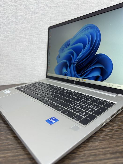 Премиум модель HP Elitebook intel Core i5 12th Gen 16gb Ram 15.6 IPS!