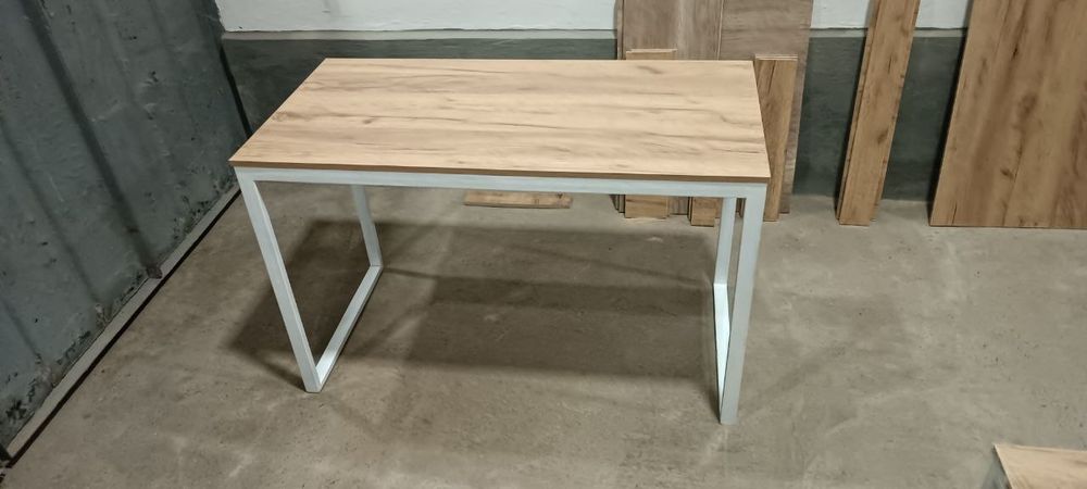 Loft stol 400 ming som buyurtma asosida