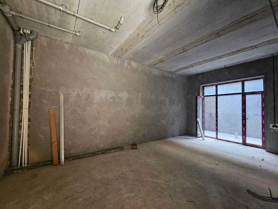 Сергели.Султонобод. 2.5 сотихда 7хонали коробка холатида уй сотаман .