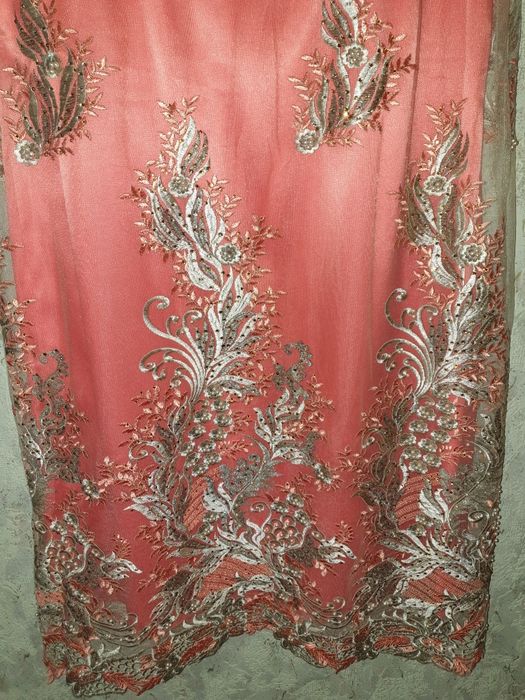 Платье длинное для торжеств