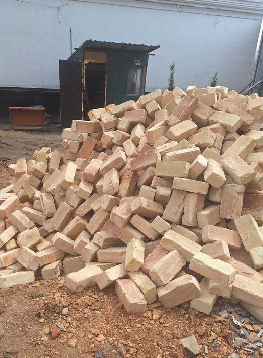 Пишган сифатли Гиштларимиз бор