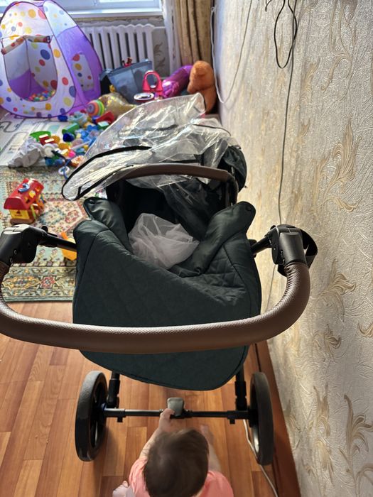 Продам детскую коляску