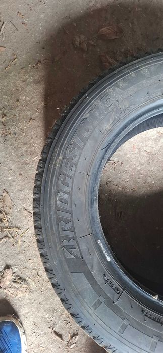Зимни гуми BRIDGESTONE 215/65 R16C