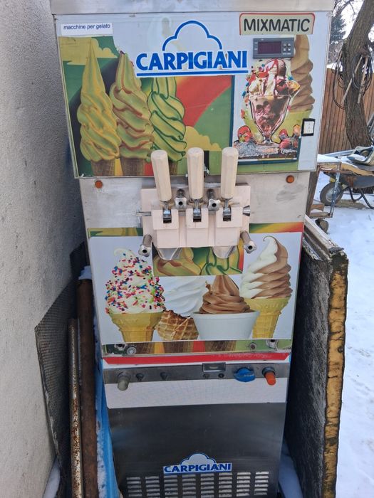 Vand masina de inghetata italiana