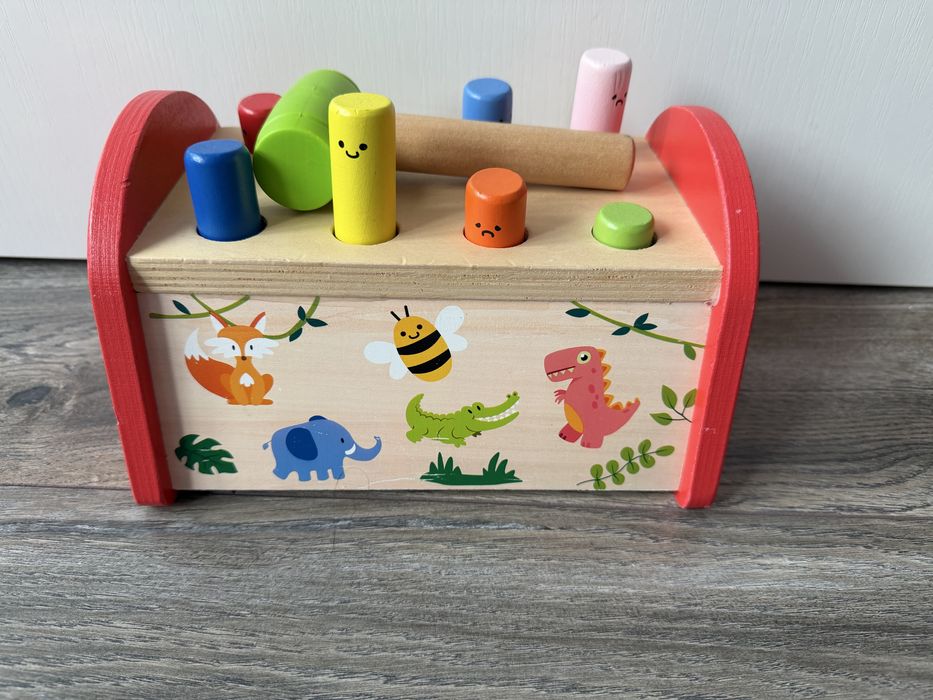 Дървена играчка