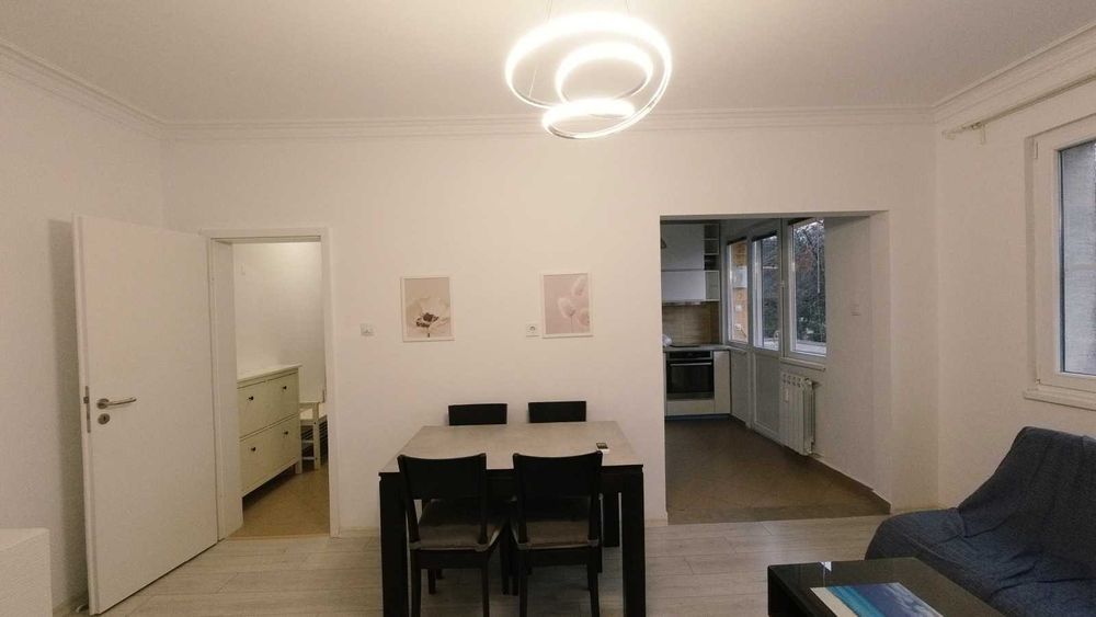 Дава се под наем Тристаен апартамент в София, Изток - 90 кв.м за 750 € - Снимка #2