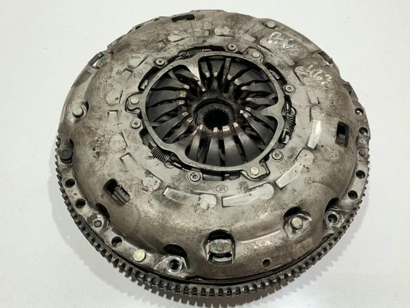 Kit ambreiaj LUK Volkswagen Passat B7 03G105266BN 2.0 tdi cutie manual