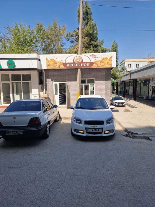 нотурар жой сотилади жами кадастр бўйича 92 кв.м