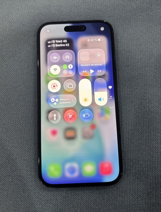 Iphone 15 na 128 gb akb 89%