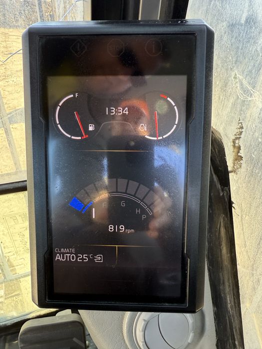 Excavator pe senile VOLVO EC250ENL