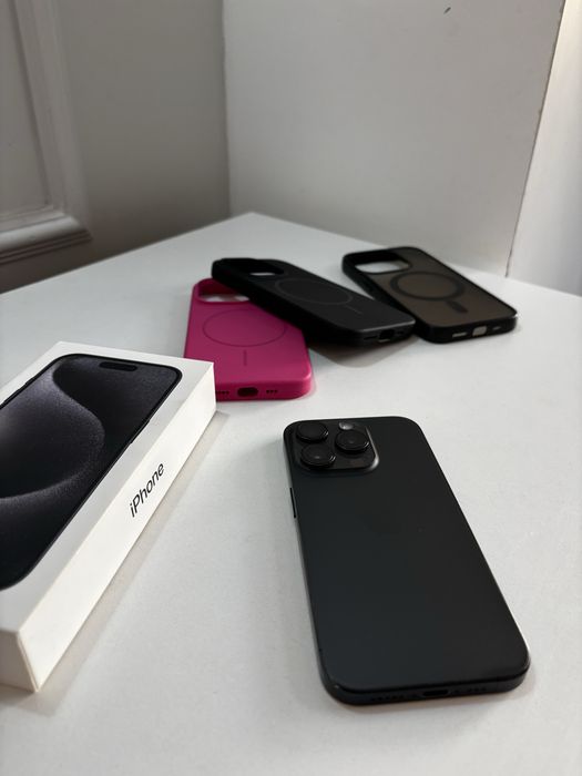 iPhone 15 Pro. 128 GB. Black Titanium.