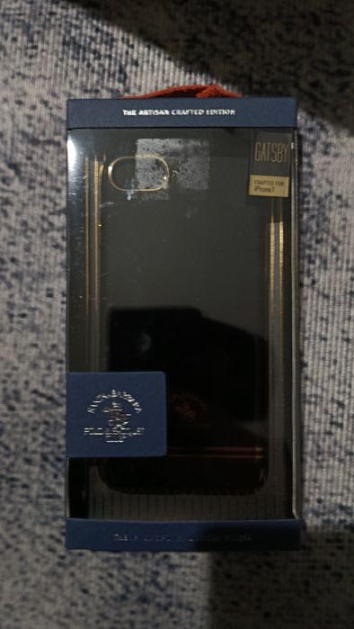 Продам чехлы на айфон 7