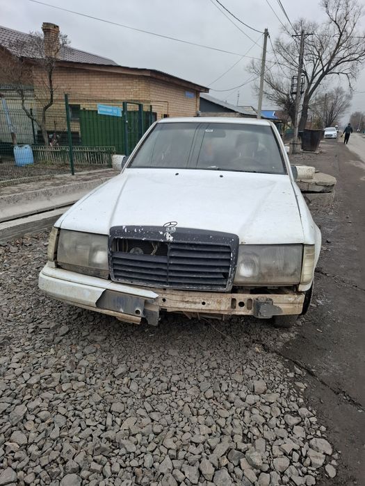 Авторазбор 124 мерседес, в полный разбор