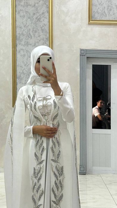 Koyne sotiladi 1 marta kiyilgan