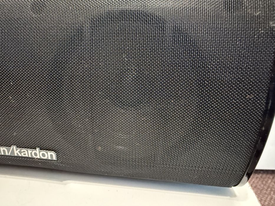 Harman Kardon Център