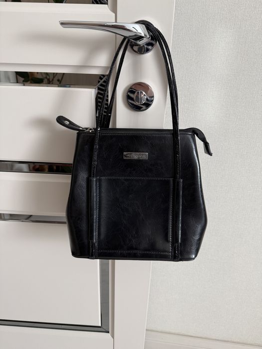 Продам сумки в отдичном состоянии