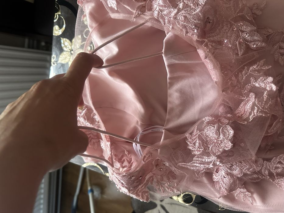 Официална рокля за повод