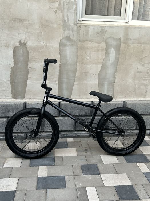 Велосипед BMX KINK Whip